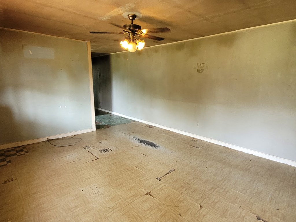416285 Farner Residential