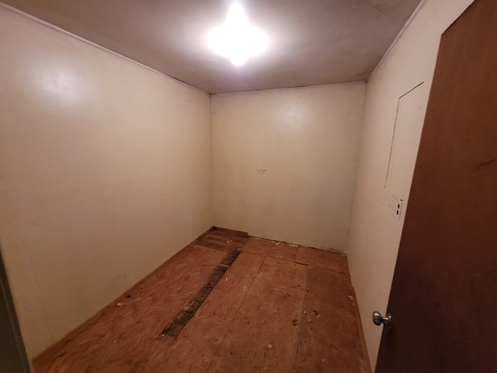 416285 Farner Residential