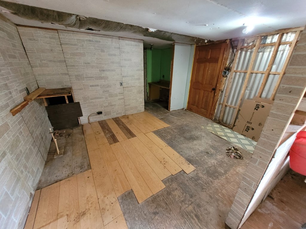 416285 Farner Residential
