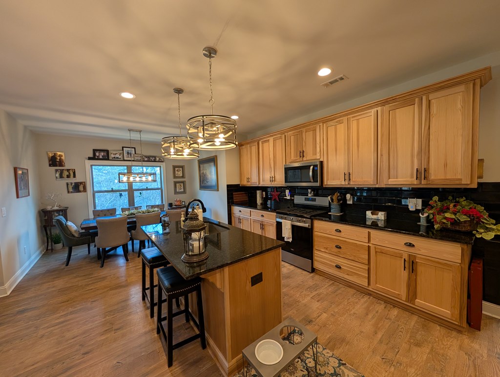 416303 Morganton Residential