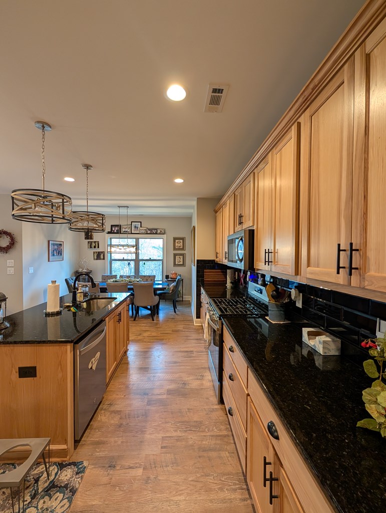 416303 Morganton Residential