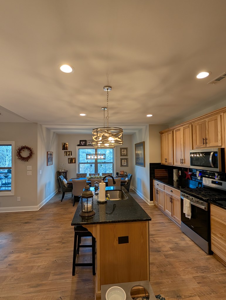 416303 Morganton Residential
