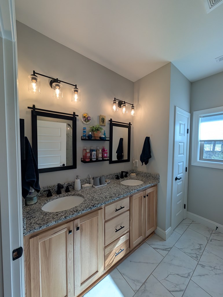 416303 Morganton Residential