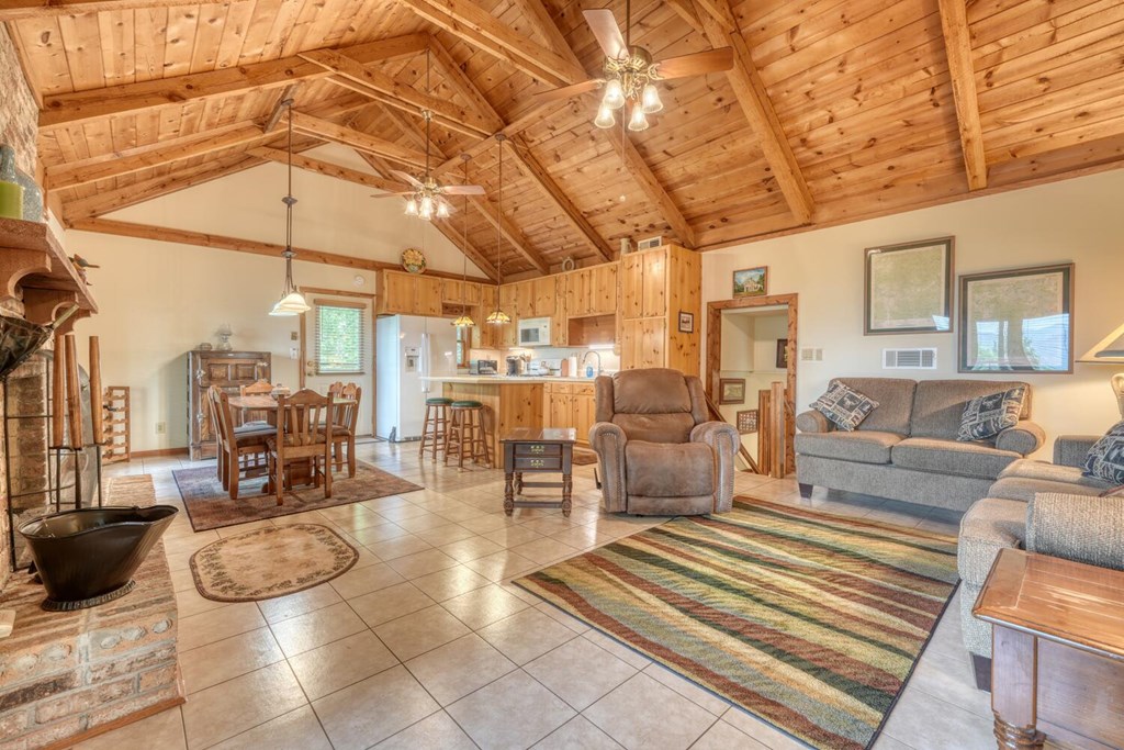 416312 Hiawassee Residential
