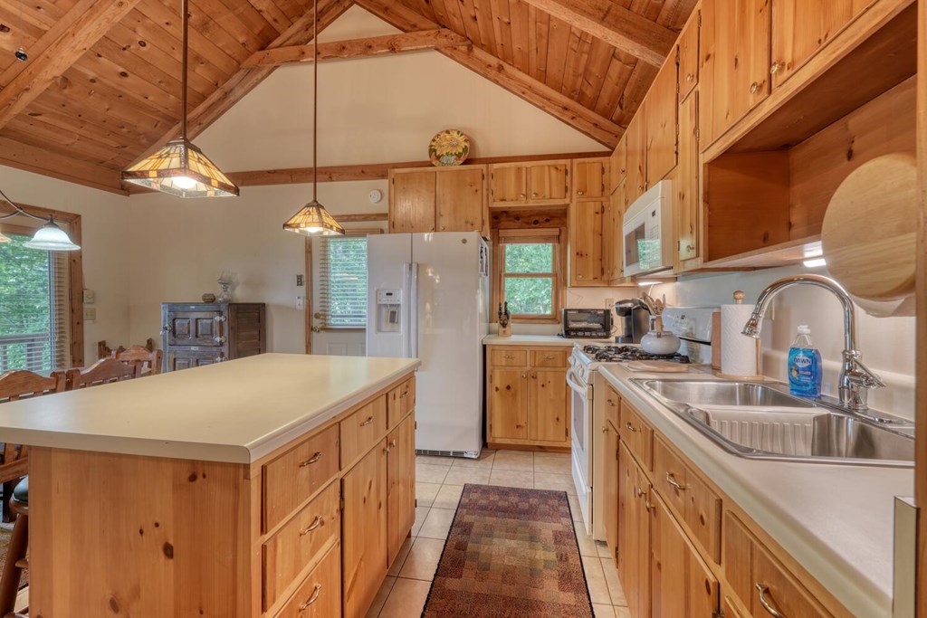 416312 Hiawassee Residential