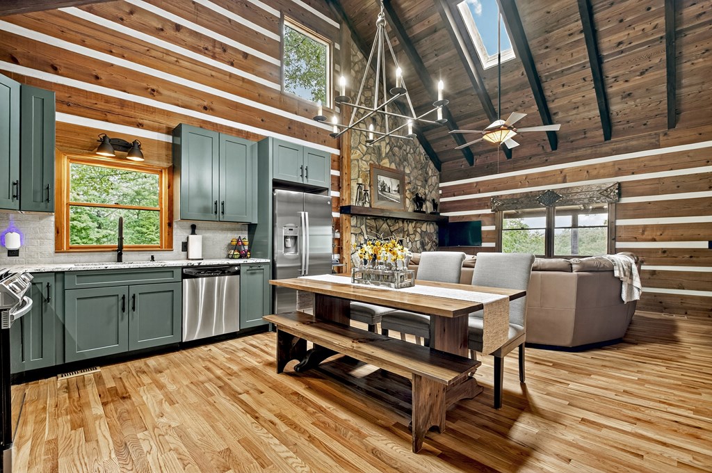 416336 Blue Ridge Residential