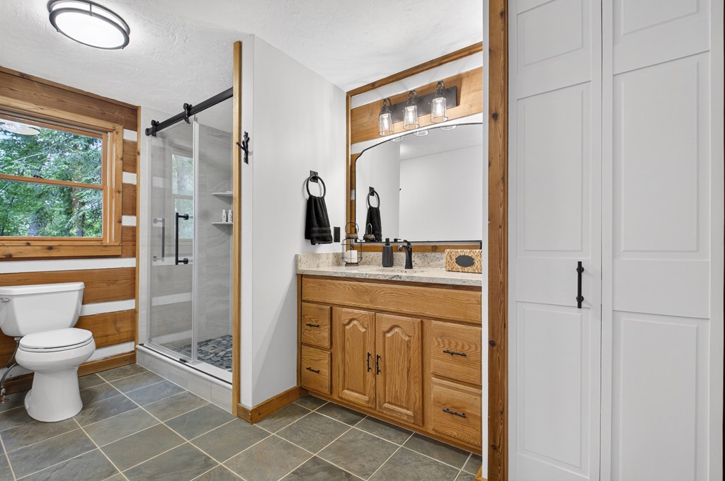 416336 Blue Ridge Residential