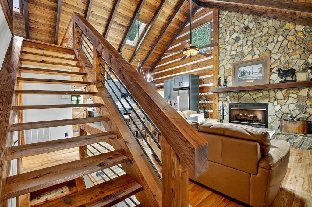 416336 Blue Ridge Residential