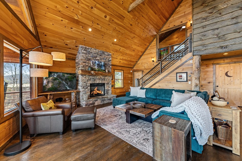 416345 Blue Ridge Residential
