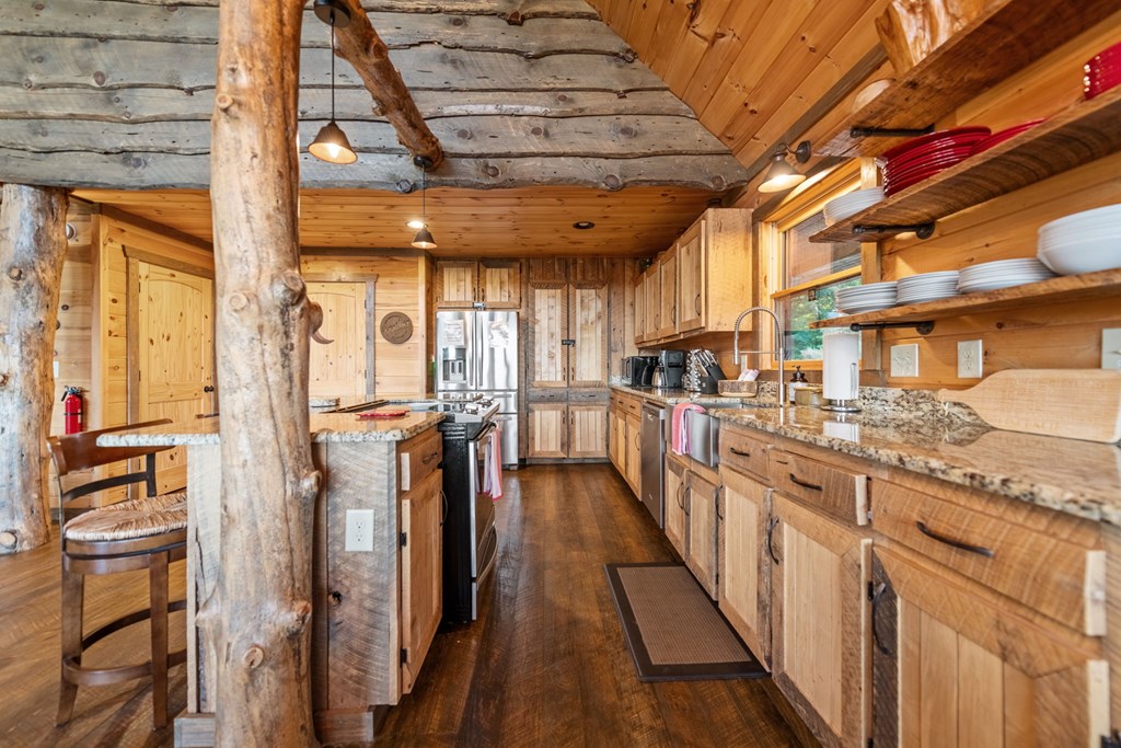 416345 Blue Ridge Residential