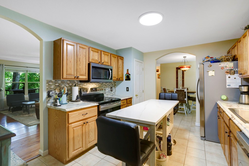 416364 Hayesville Residential