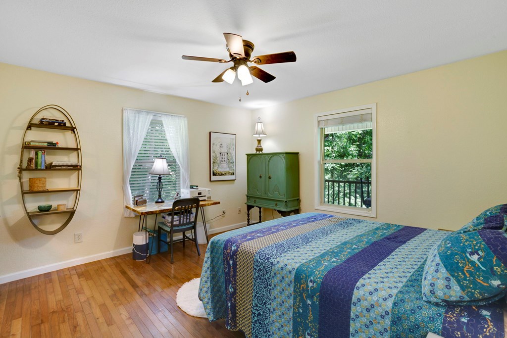 416364 Hayesville Residential