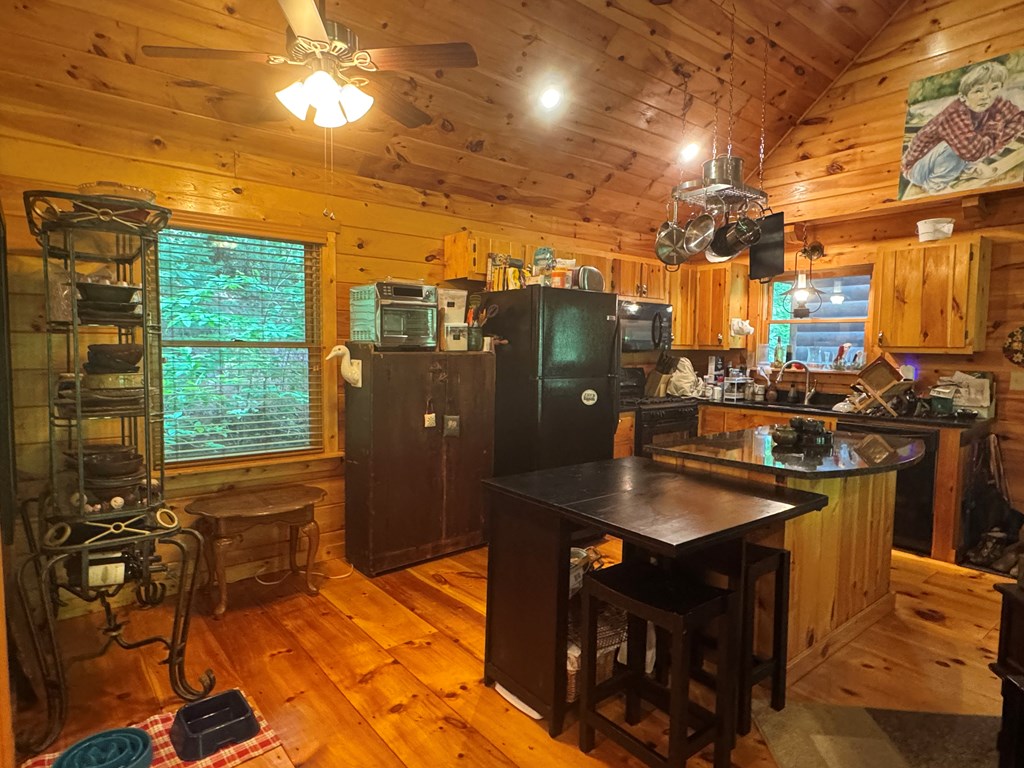 416367 Murphy Residential