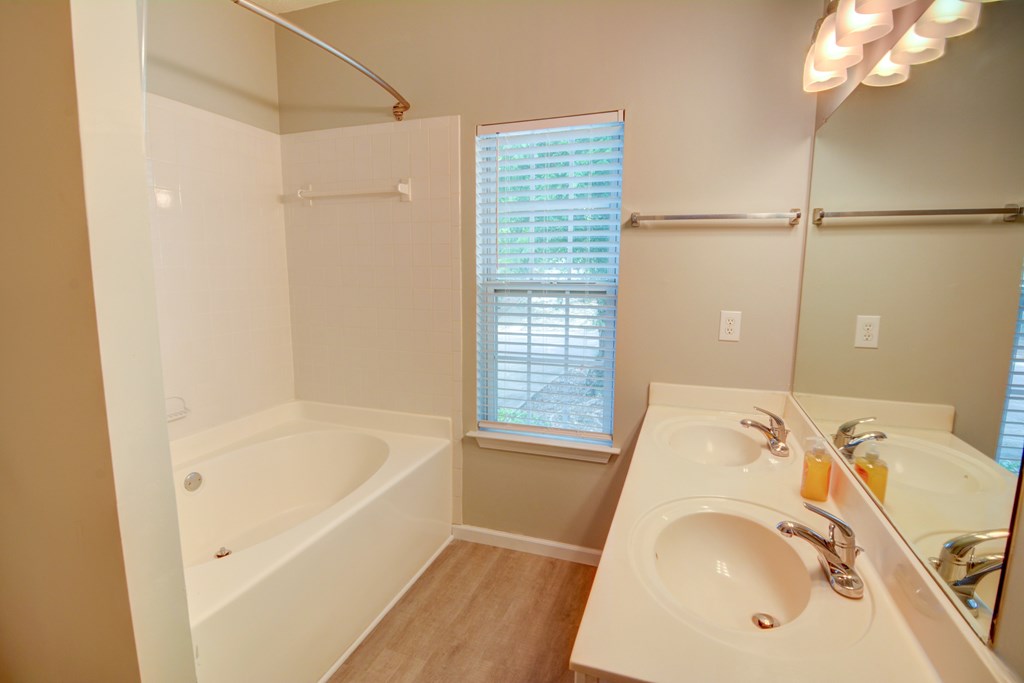 416371 Duluth Townhouse