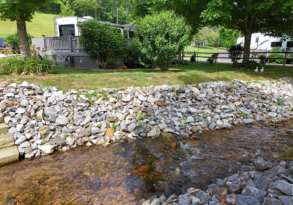 416374 Blairsville Residential
