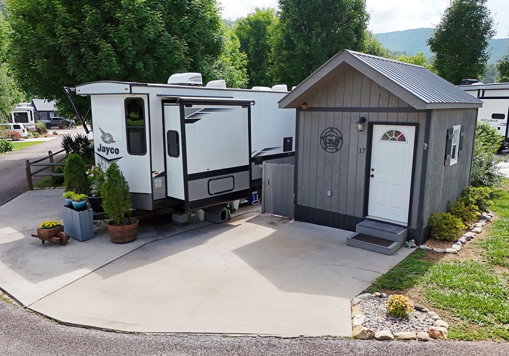 416374 Blairsville Residential