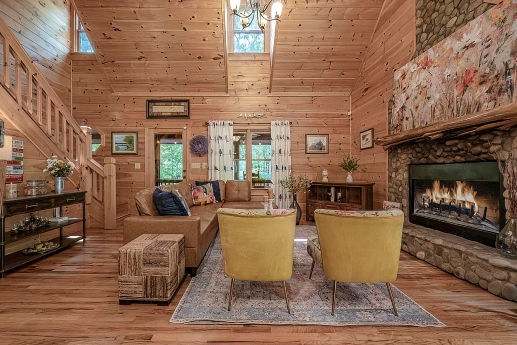 416395 Blue Ridge Residential