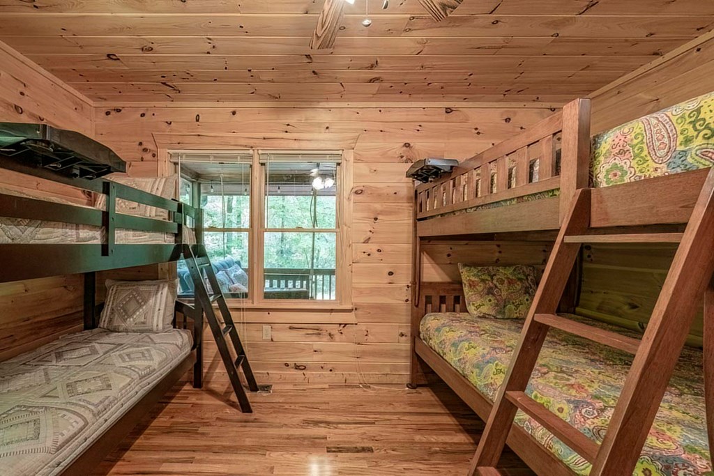 416395 Blue Ridge Residential
