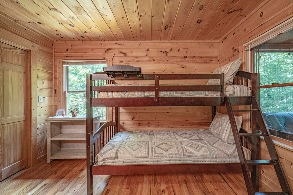 416395 Blue Ridge Residential
