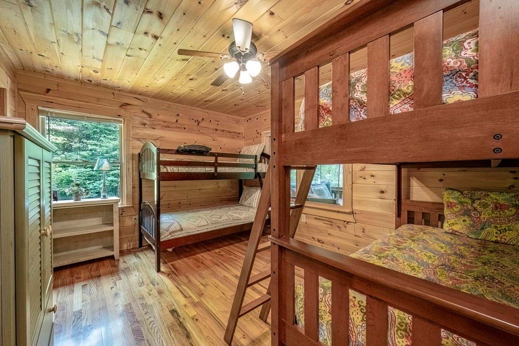 416395 Blue Ridge Residential