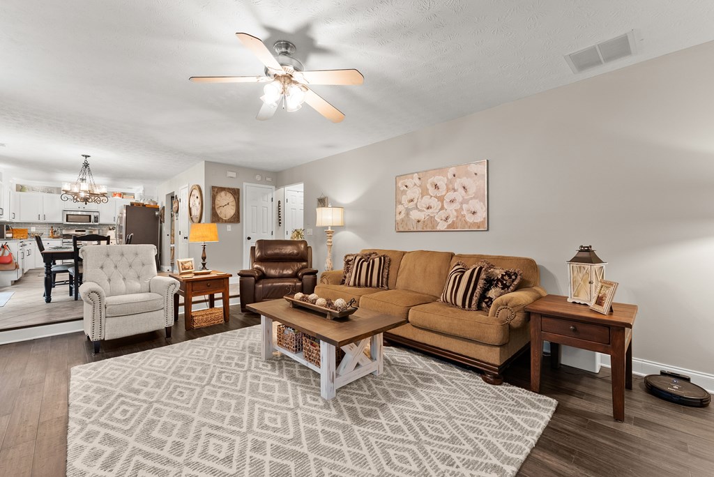 416397 Cumming Residential