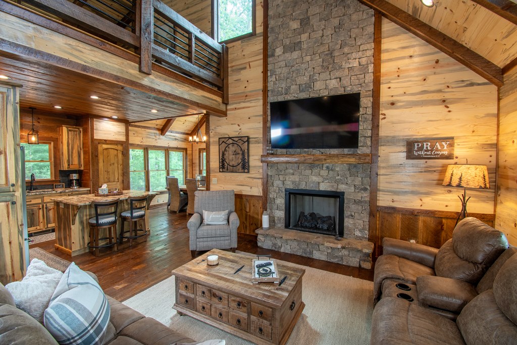 416406 Morganton Residential