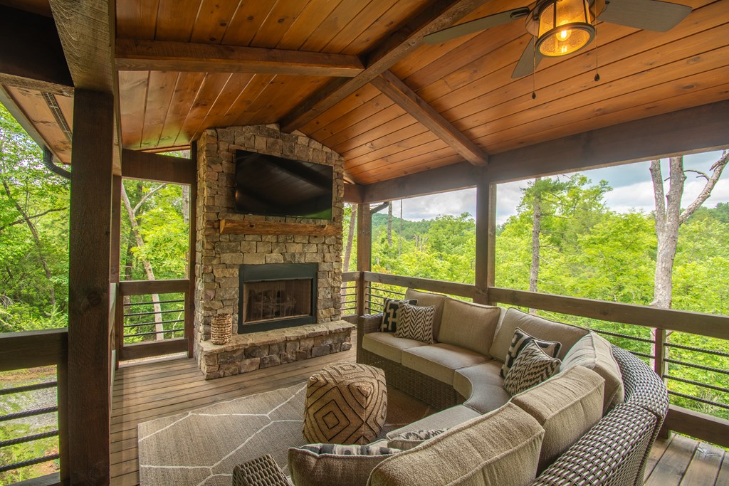 416406 Morganton Residential
