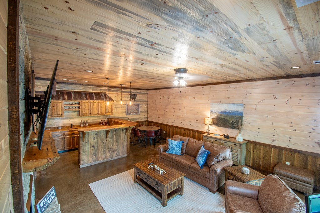416406 Morganton Residential