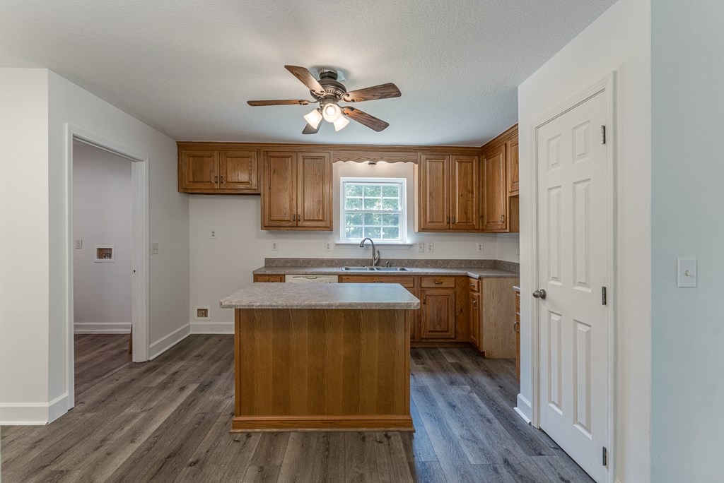 416426 Murphy Residential