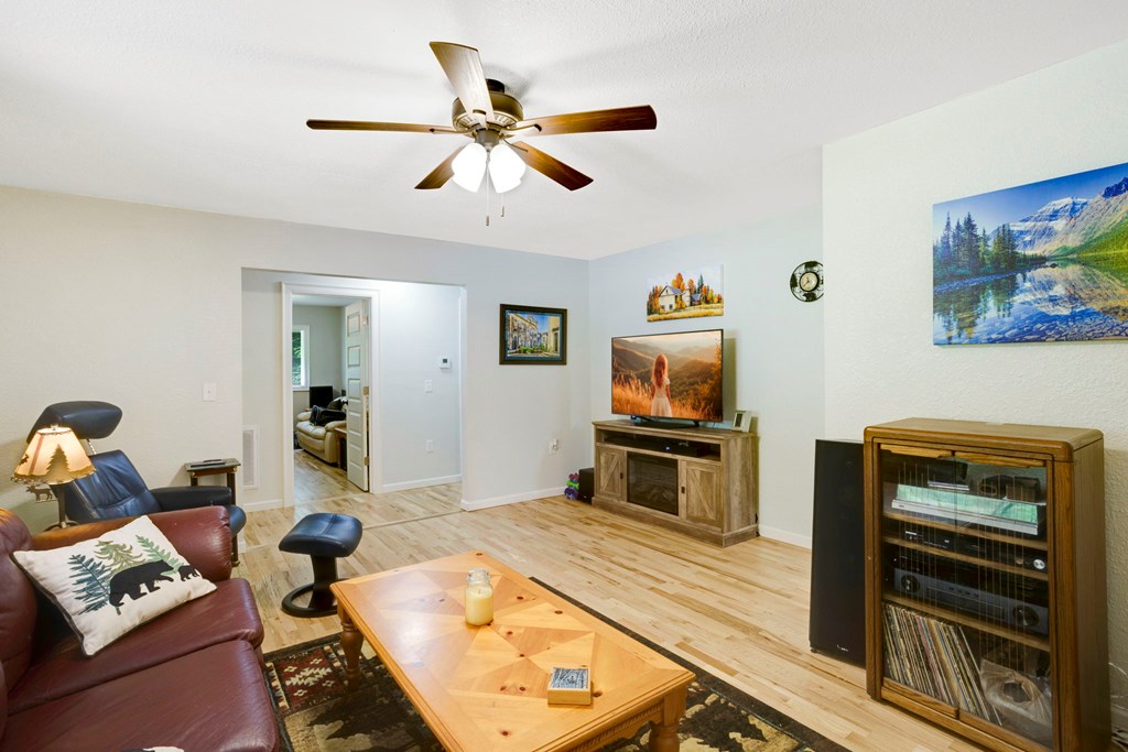 416427 Murphy Residential