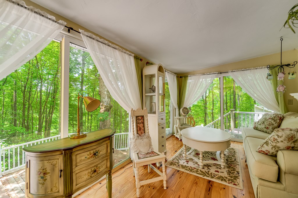 416431 Andrews Residential