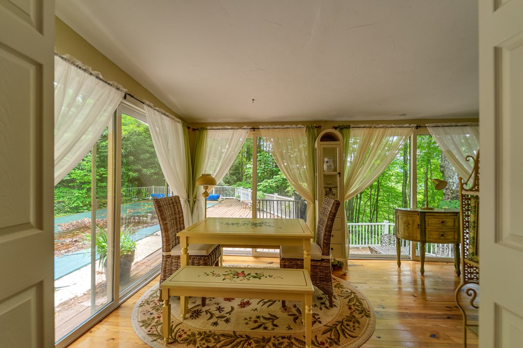 416431 Andrews Residential