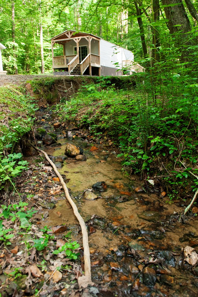 416432 Talking Rock Residential