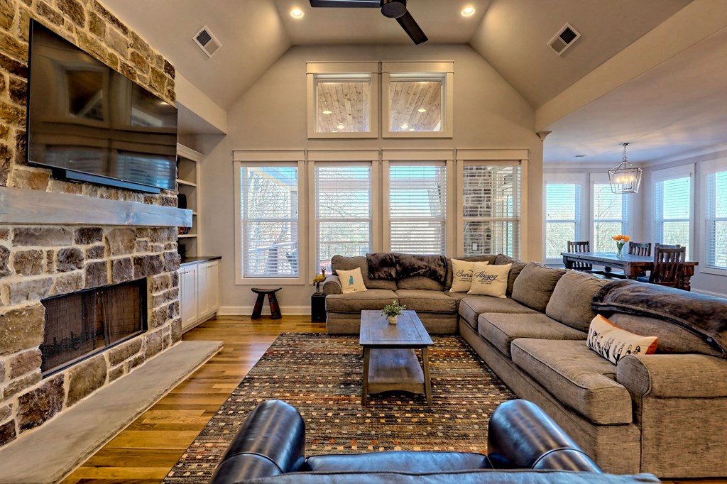 416454 Blairsville Residential