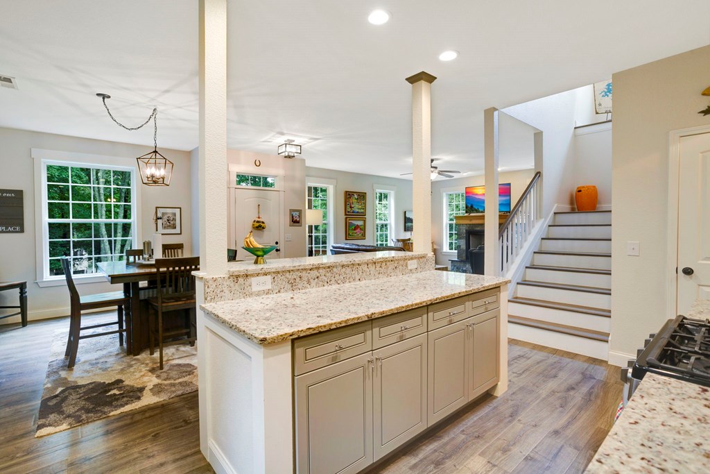 416469 Hayesville Residential