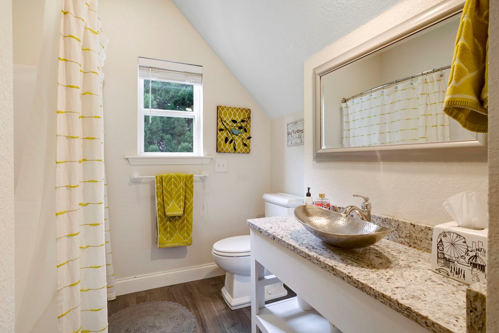 416469 Hayesville Residential