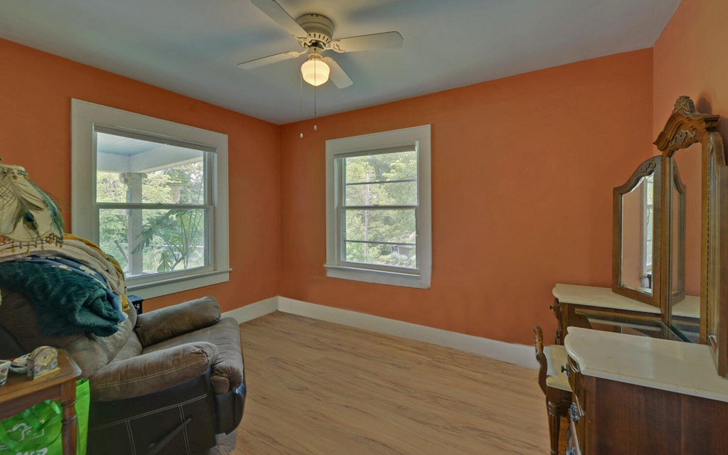 416479 Murphy Residential