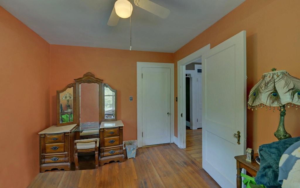 416479 Murphy Residential
