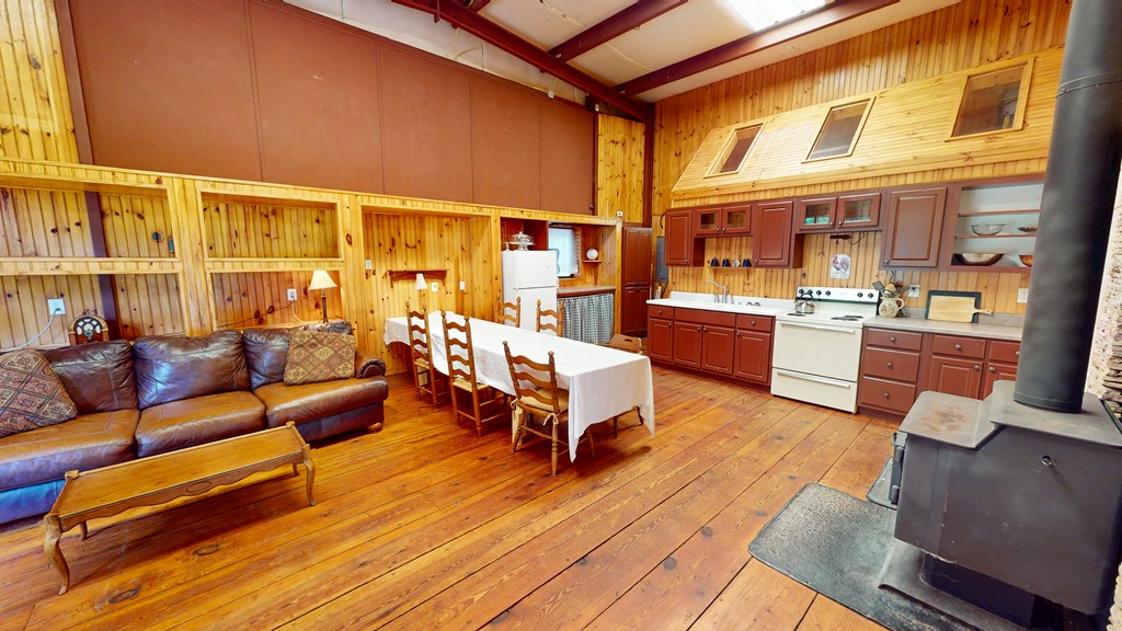 416485 Murphy Residential