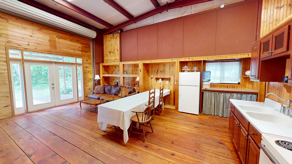 416485 Murphy Residential