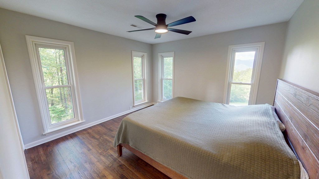 416489 Topton Residential