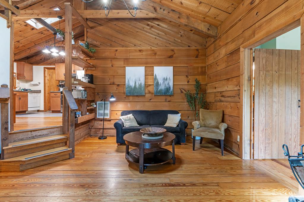 416501 Blue Ridge Residential