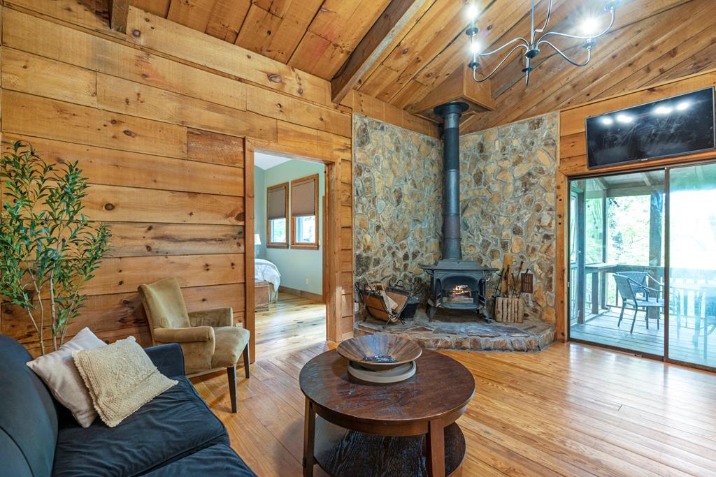 416501 Blue Ridge Residential