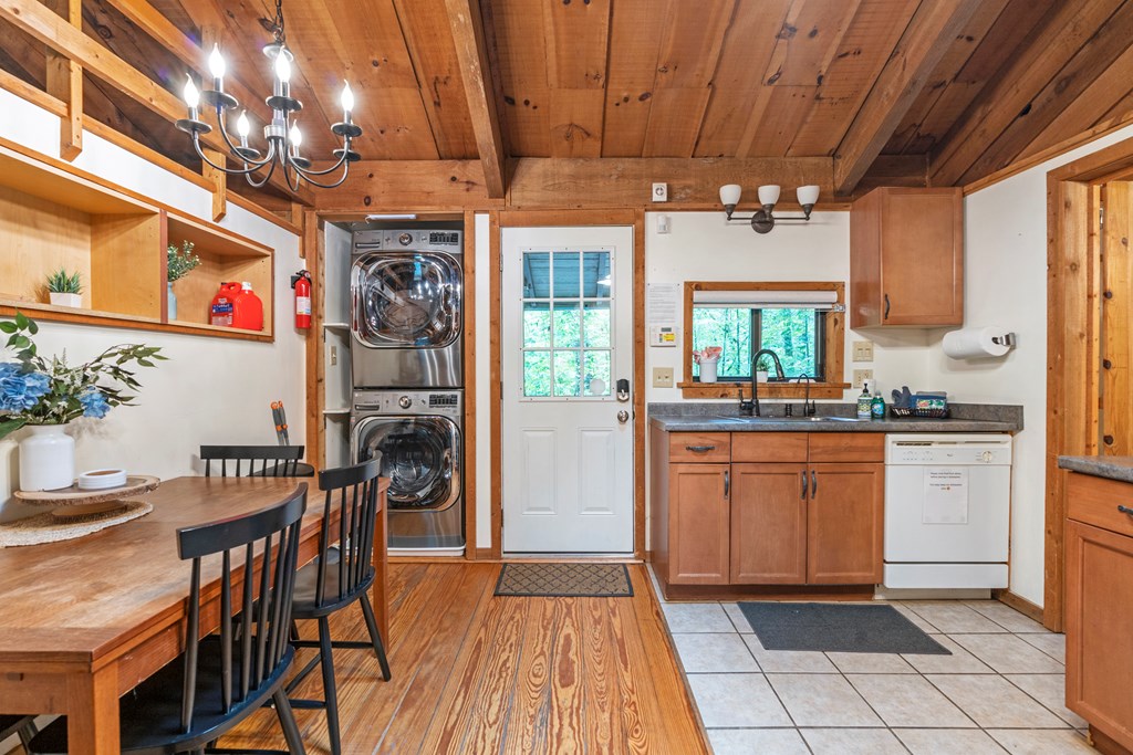 416501 Blue Ridge Residential