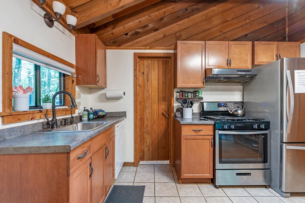 416501 Blue Ridge Residential