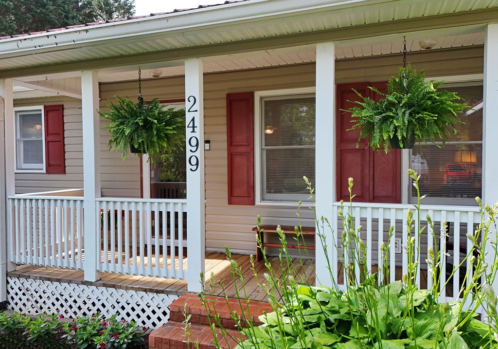 416502 Young Harris Residential