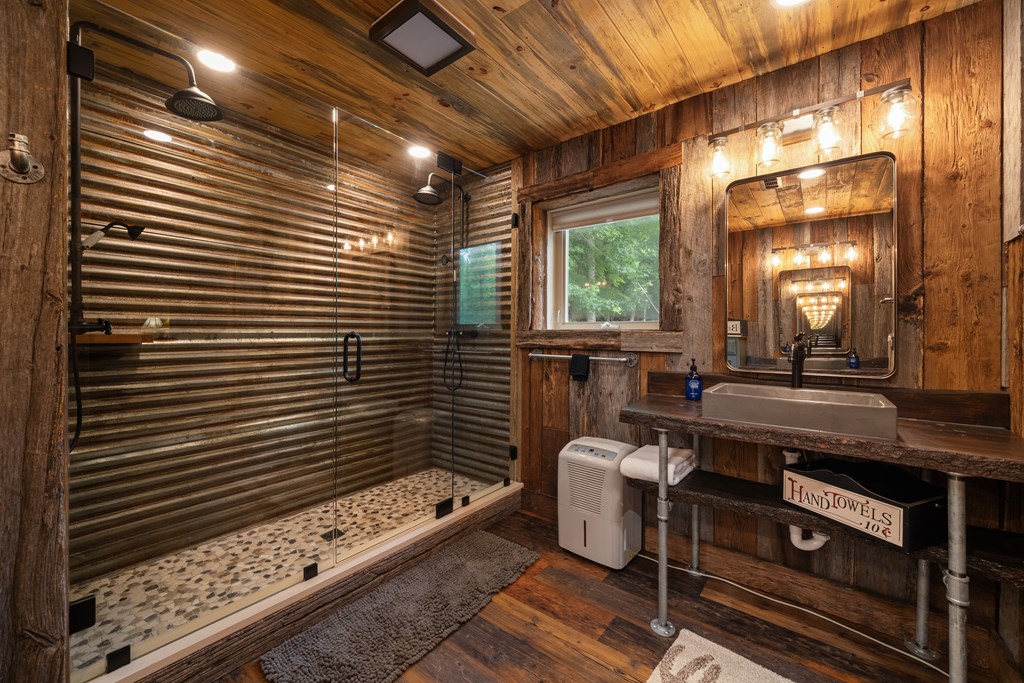 416514 Blue Ridge Residential