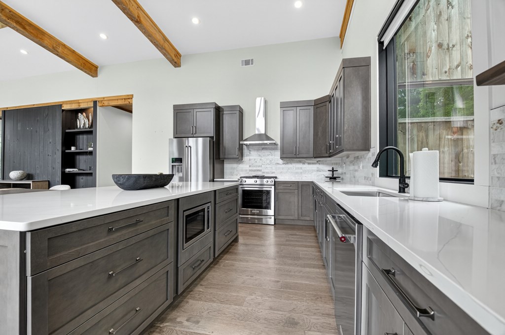 416517 Blue Ridge Residential