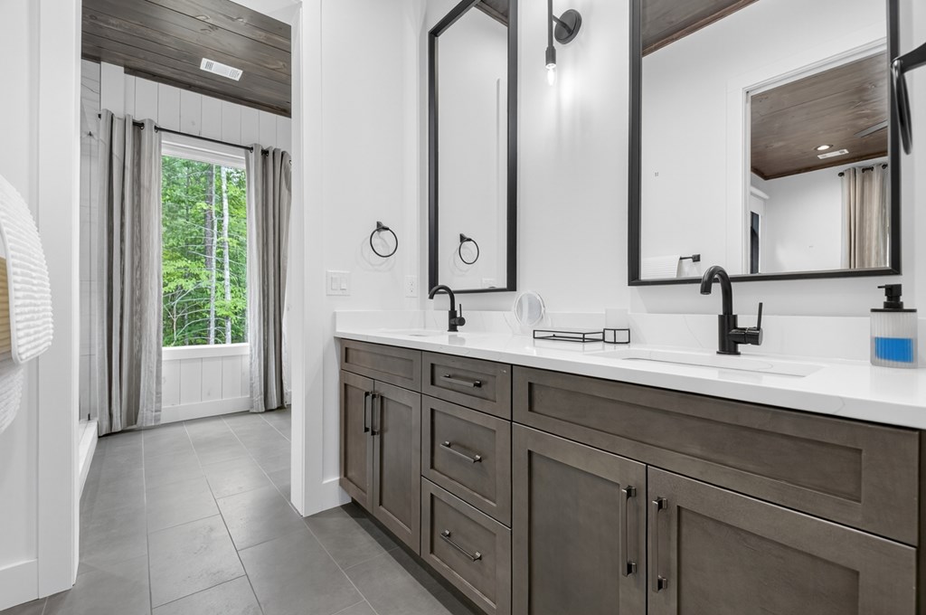 416517 Blue Ridge Residential