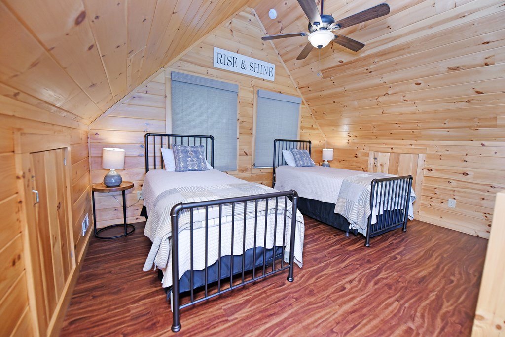 416571 Blue Ridge Residential